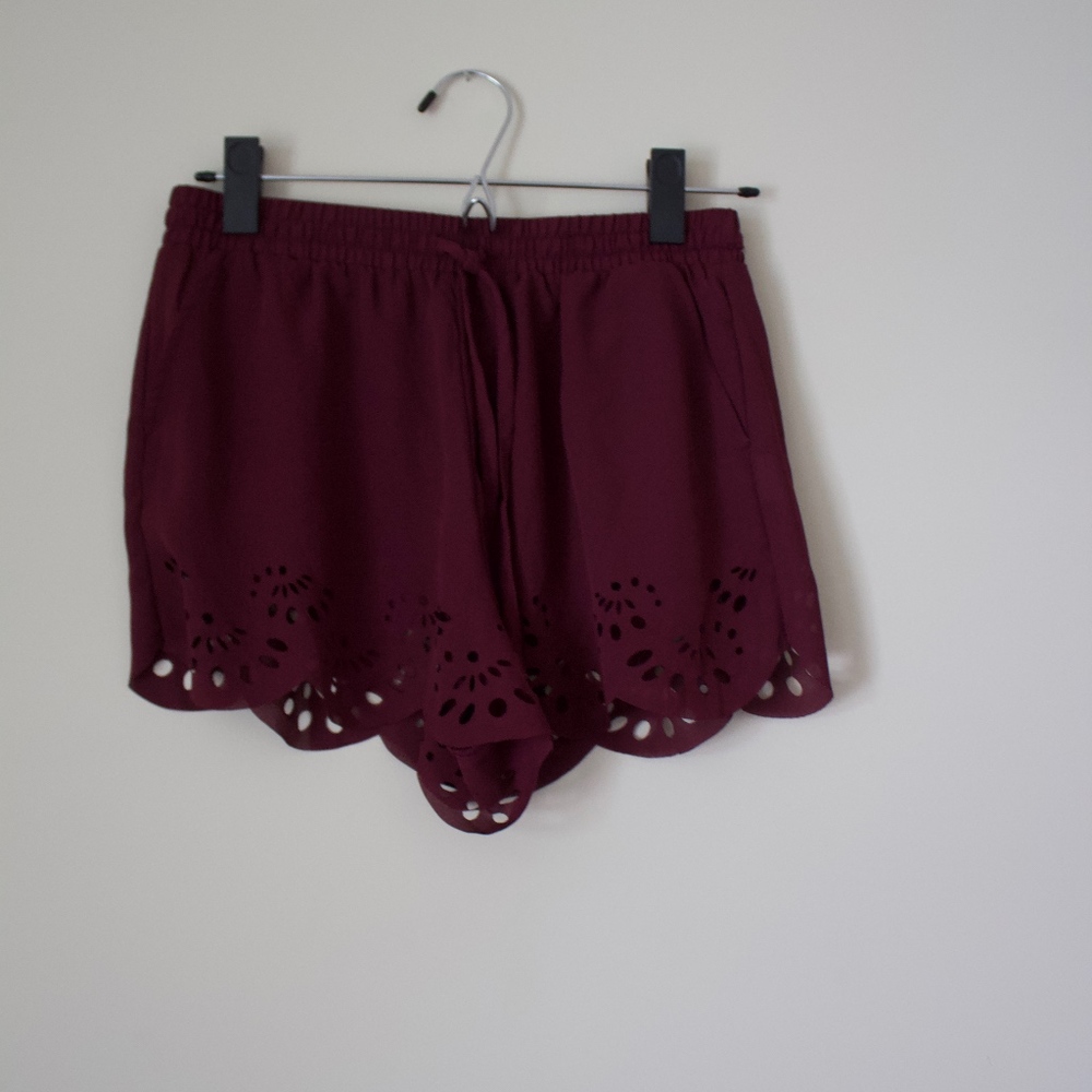 Brandy Melville Scalloped Floral Cut-Out Shorts